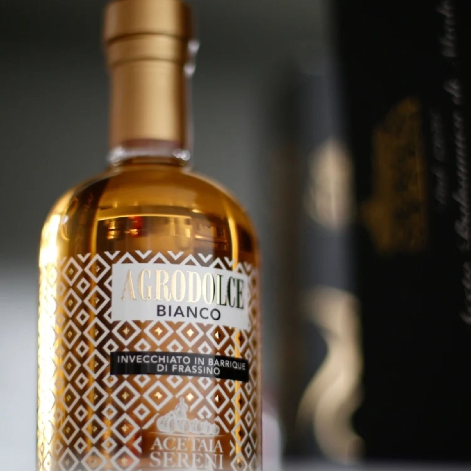 aged white balsamic vinegar acetaia sereni